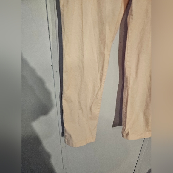 St. John Bay Temp Flex Pink Pants Size 42x32 - Picture 2 of 11